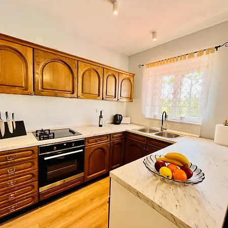 Danica Sunshine Apartment